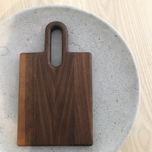 Load image into Gallery viewer, Halikko Serving & Cutting Board Walnut – S *Pre-order